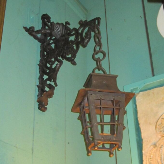 Swiss Lanterns and Swiss Brackets - Image 4
