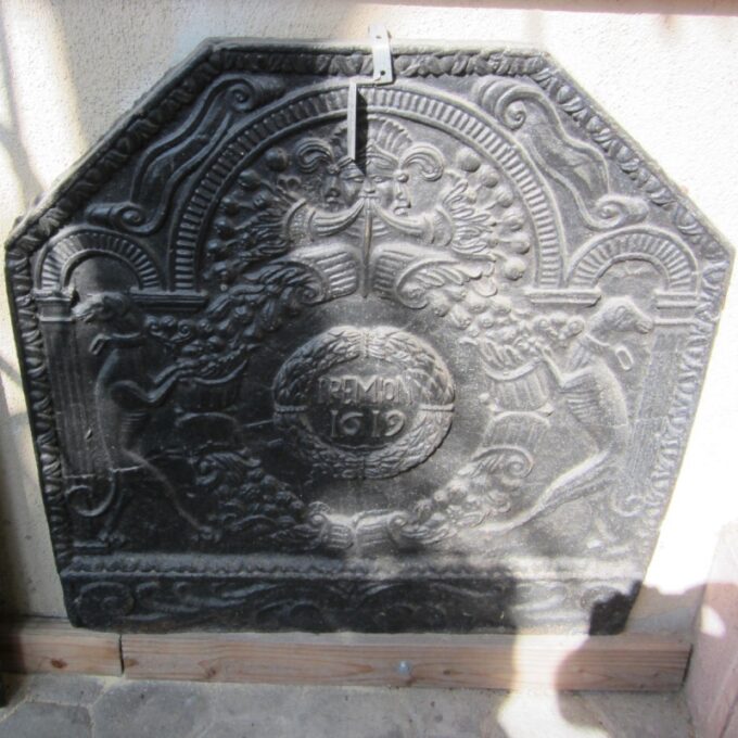1619 Renaissance Fire plaque