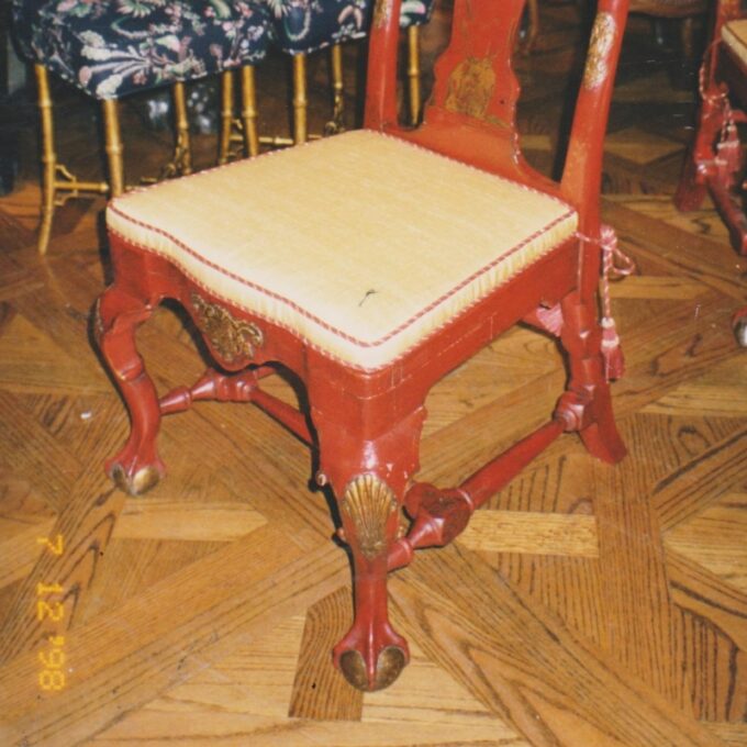 Set Of Six Iberian Red And Gilt Japanned Side chairs - Image 2