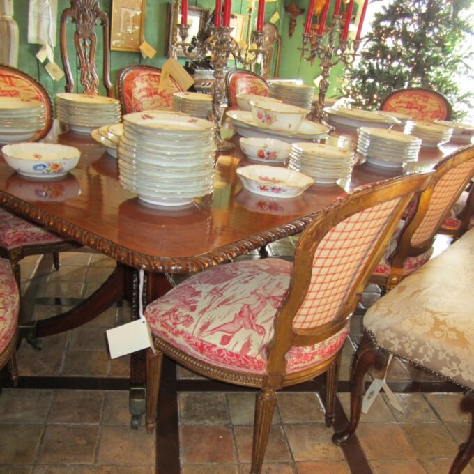 Good Set Of Eight Louis XVI Gilded Dining Room Chairs - Image 3