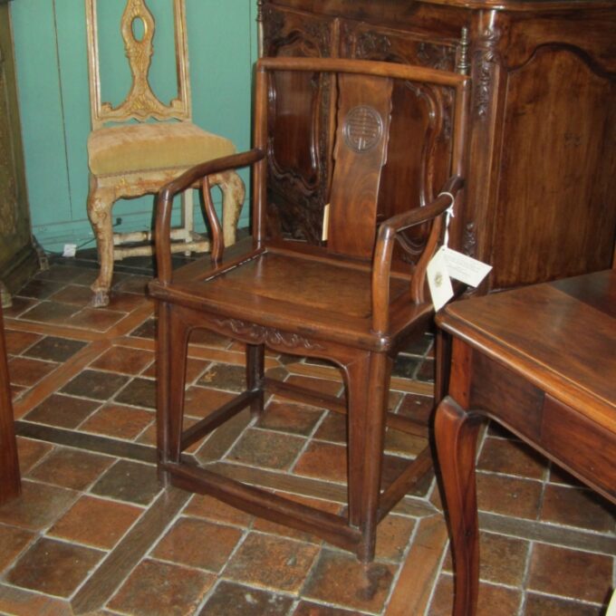 A Very Rare Pair Of 17th C. Tielum Low Back Chairs - Image 2