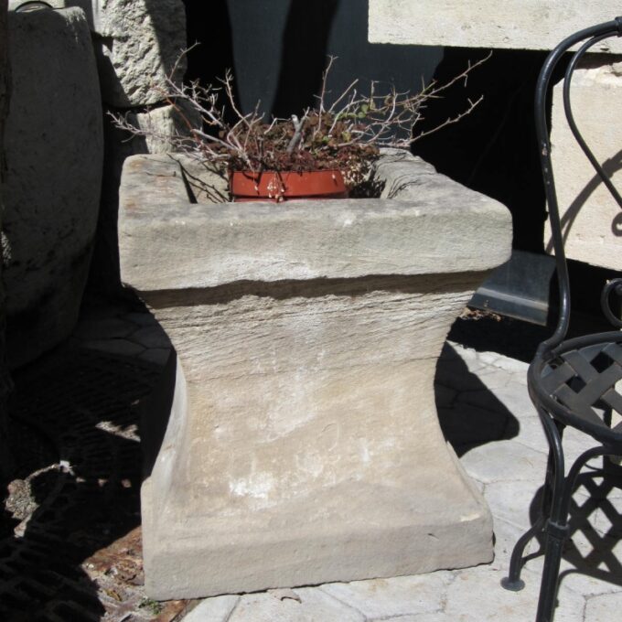 18th Century Stone Container Benitier - Image 2