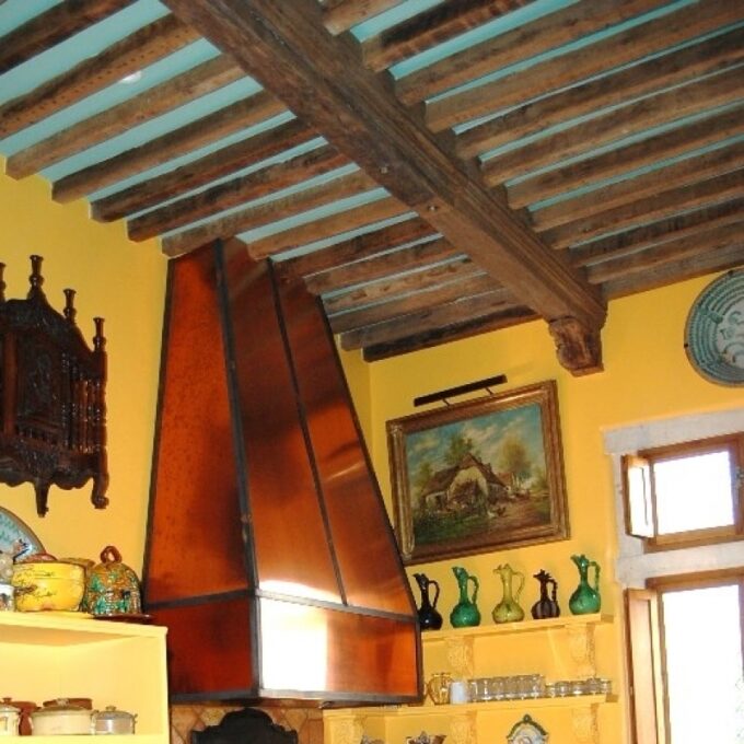 Very Beautiful 15th Century Wood Beams - Image 5