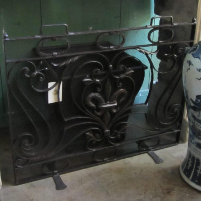 Hand Forged Iron Standing Firescreen - Image 3
