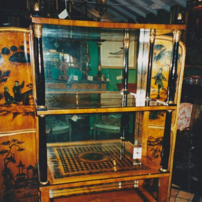 Early 19th Century Biedermeier Etagere - Image 2