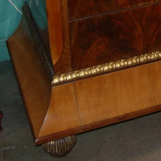 A Beautiful 19th Century Isabella Chest Of Drawers - Image 3