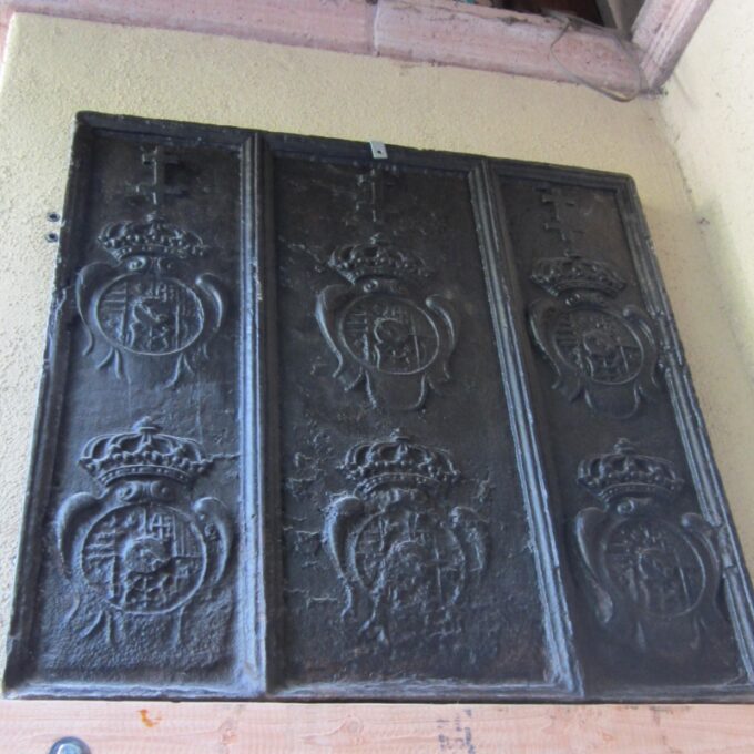 Rare 17th Century Triple Coat Of Arm