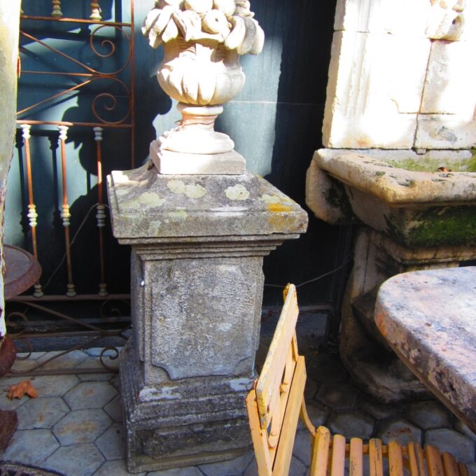Beautiful Pair Of 17th Century Stone Pedestals