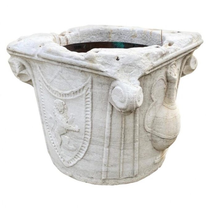 Renaissance Wellhead Hand Carved Marble Container Planter Basin Water Fountain