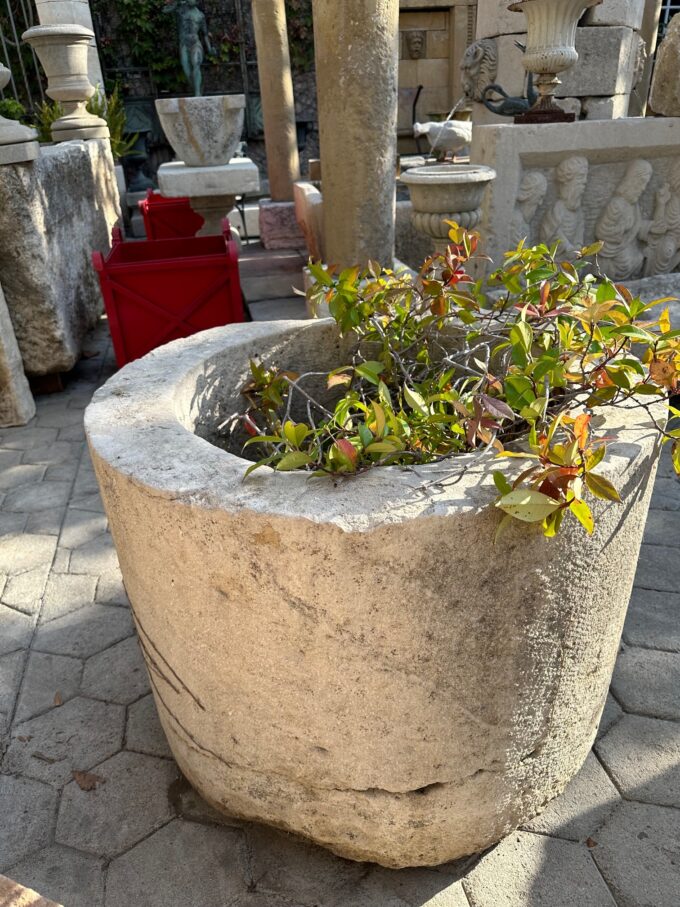 Hand Carved Stone Wellhead center Fountain Rustic Vessel Basin Antique Fire Pit