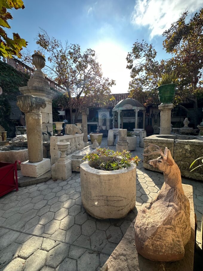 Hand Carved Stone Wellhead center Fountain Rustic Vessel Basin Antique Fire Pit
