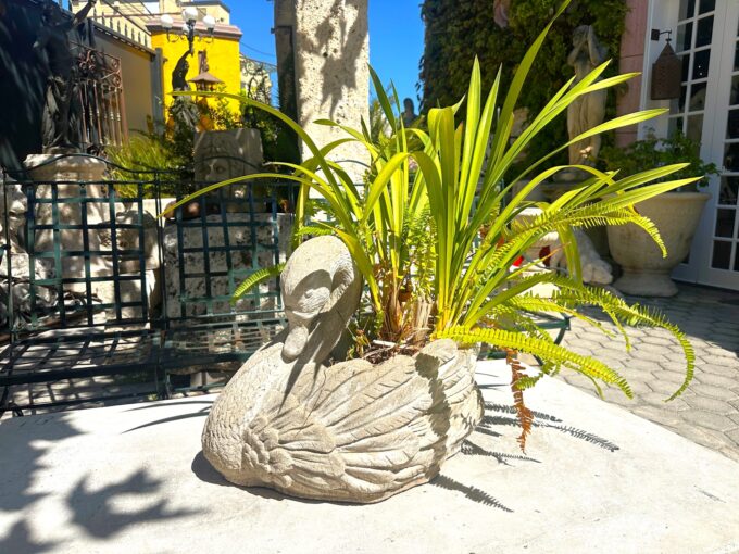 Big Garden Swan Hand Crafted Planter Jardinière Center Piece Rustic Focal Point.