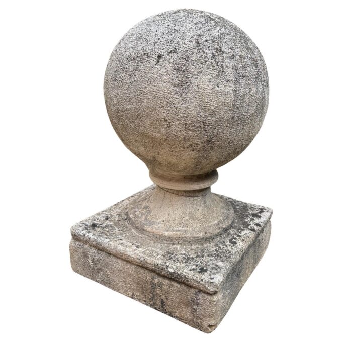 TWO Pairs Carved Stone Gate Pier pillar Sphere Ball Finials on pedestal base Antiques