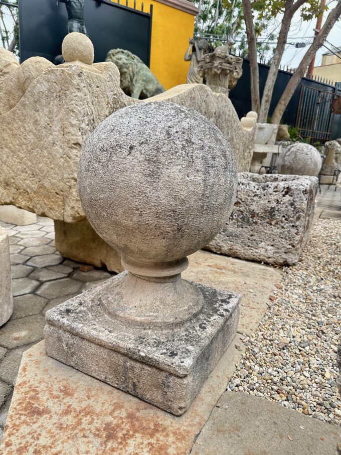 TWO Pairs Carved Stone Gate Pier pillar Sphere Ball Finials on pedestal base Antiques